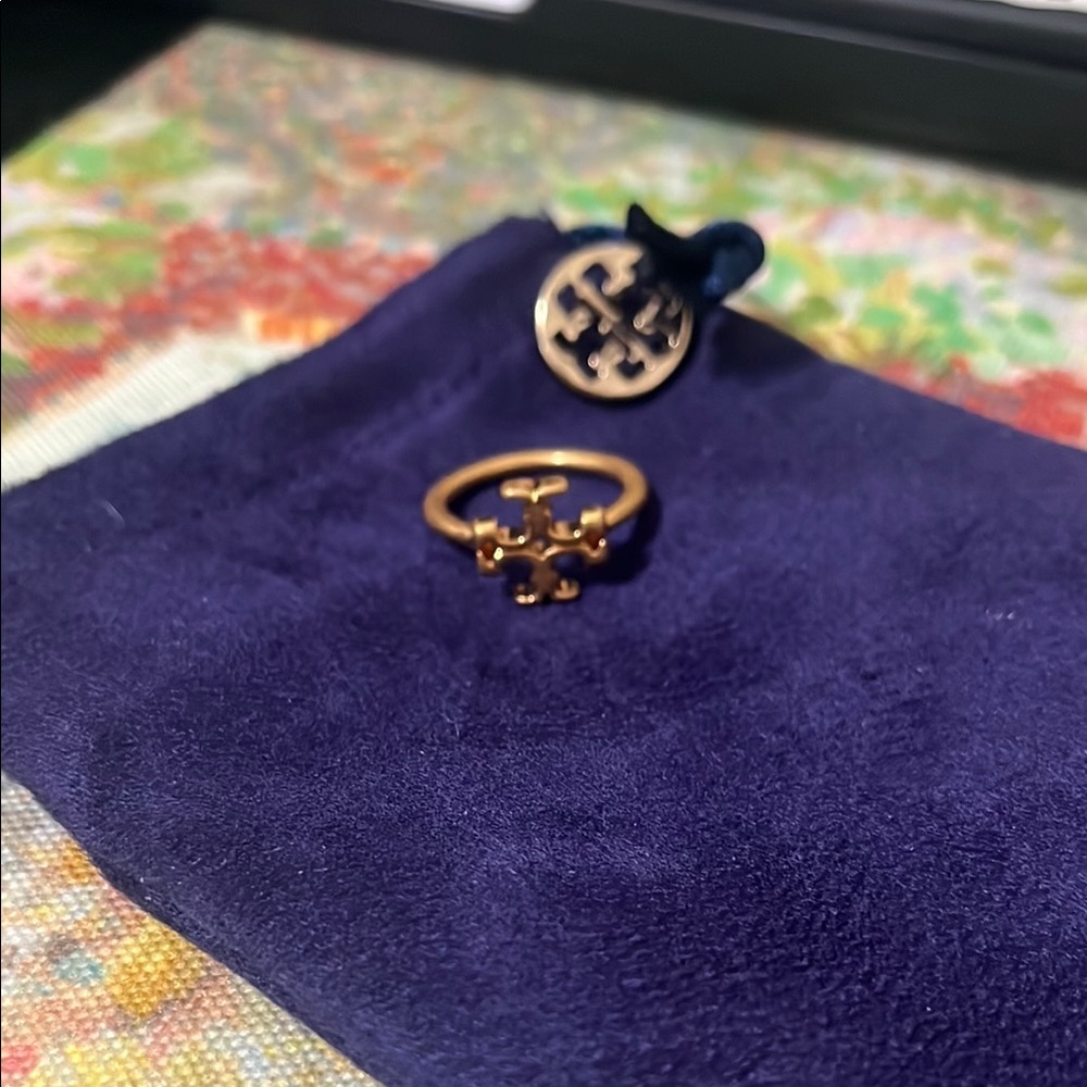 Tory Burch Gold Minimalist Rings without pouch